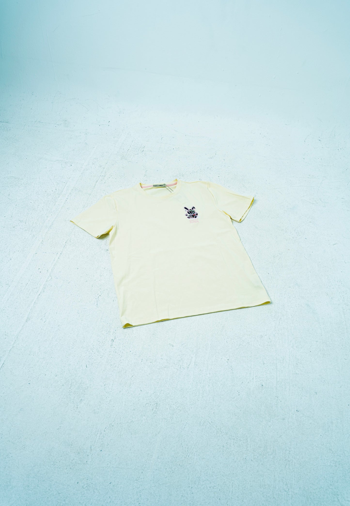 LUCKY CHARM TEE SMALL LOGO OFF WHITE/CAMO