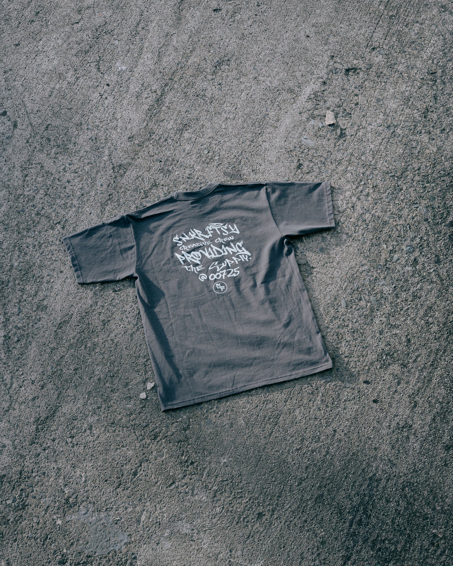 PROVIDING THE SUPPLY AT 00725 - GREY TEE