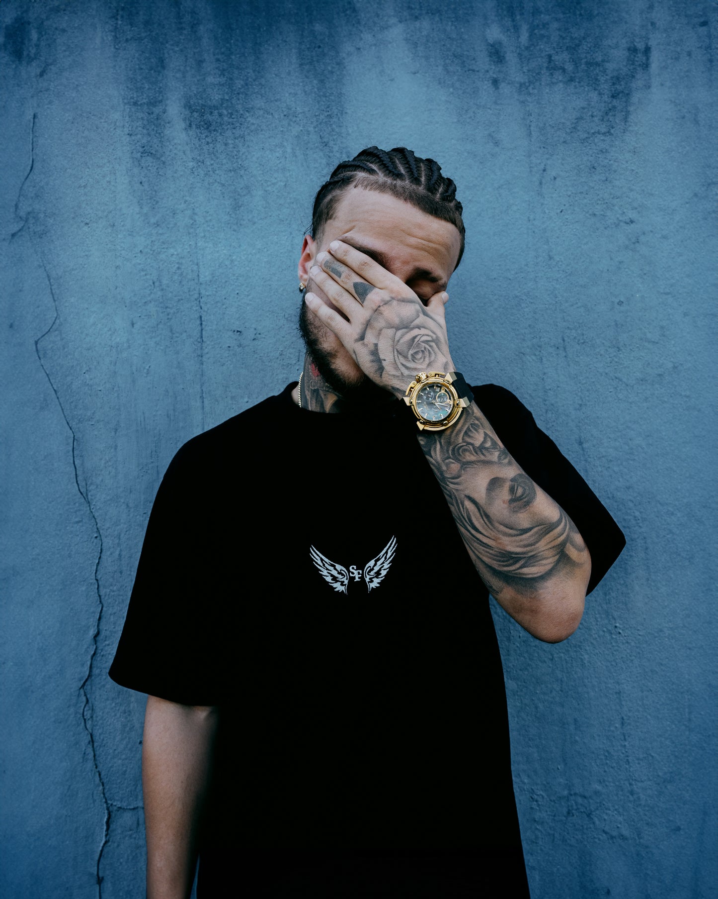 PROVIDING THE SUPPLY AT 00725 - BLACK TEE