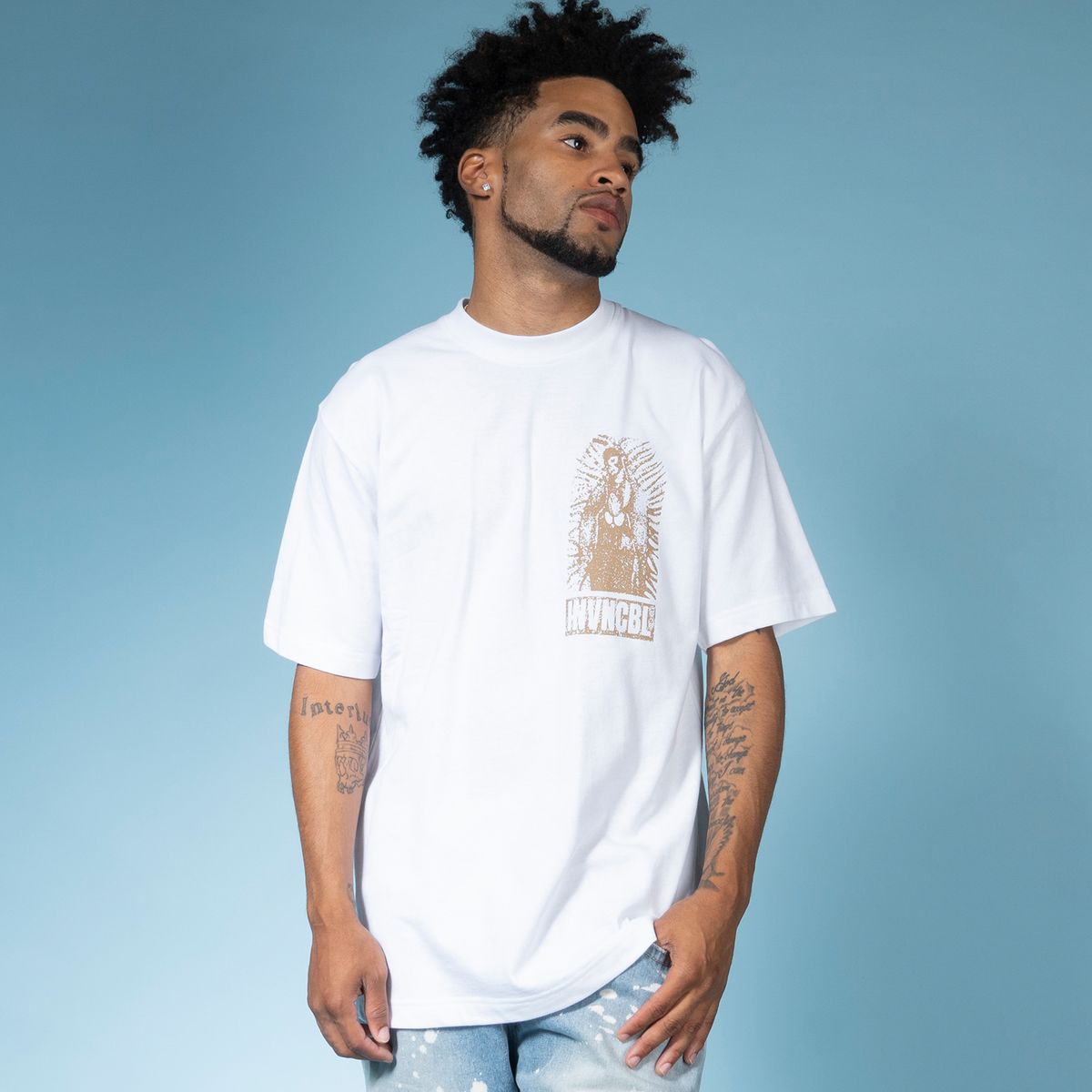 INVNCBL GOD VS SELF - WHITE TEE