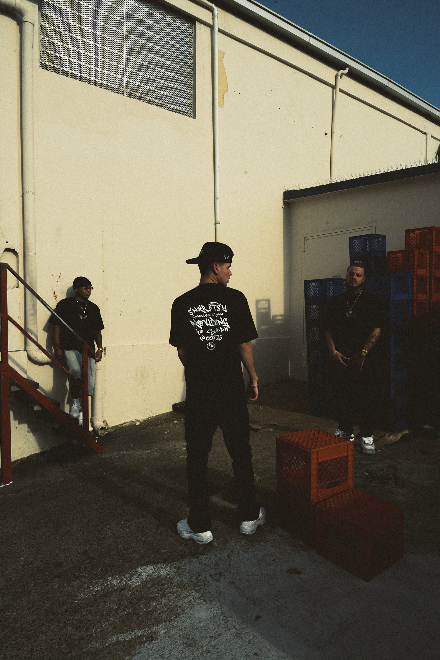 PROVIDING THE SUPPLY AT 00725 - BLACK TEE