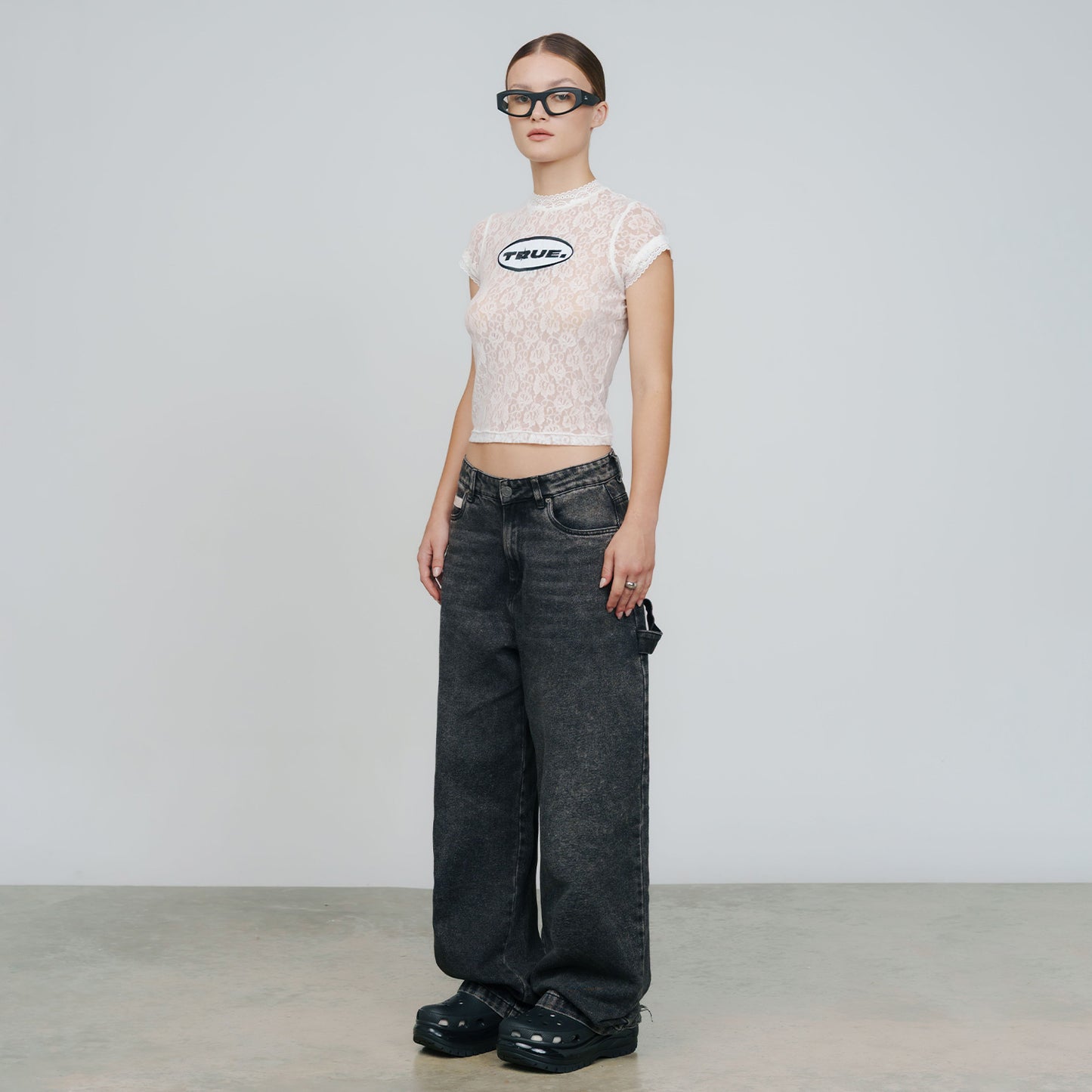 TRUE FLORAL LACE BABY TEE - CREAM