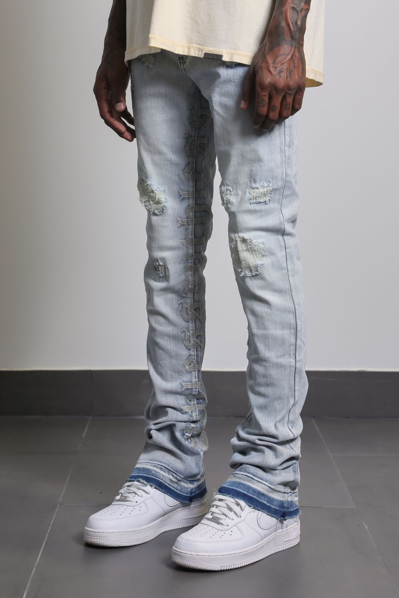 AJENDA LT WASH FLARE JEANS