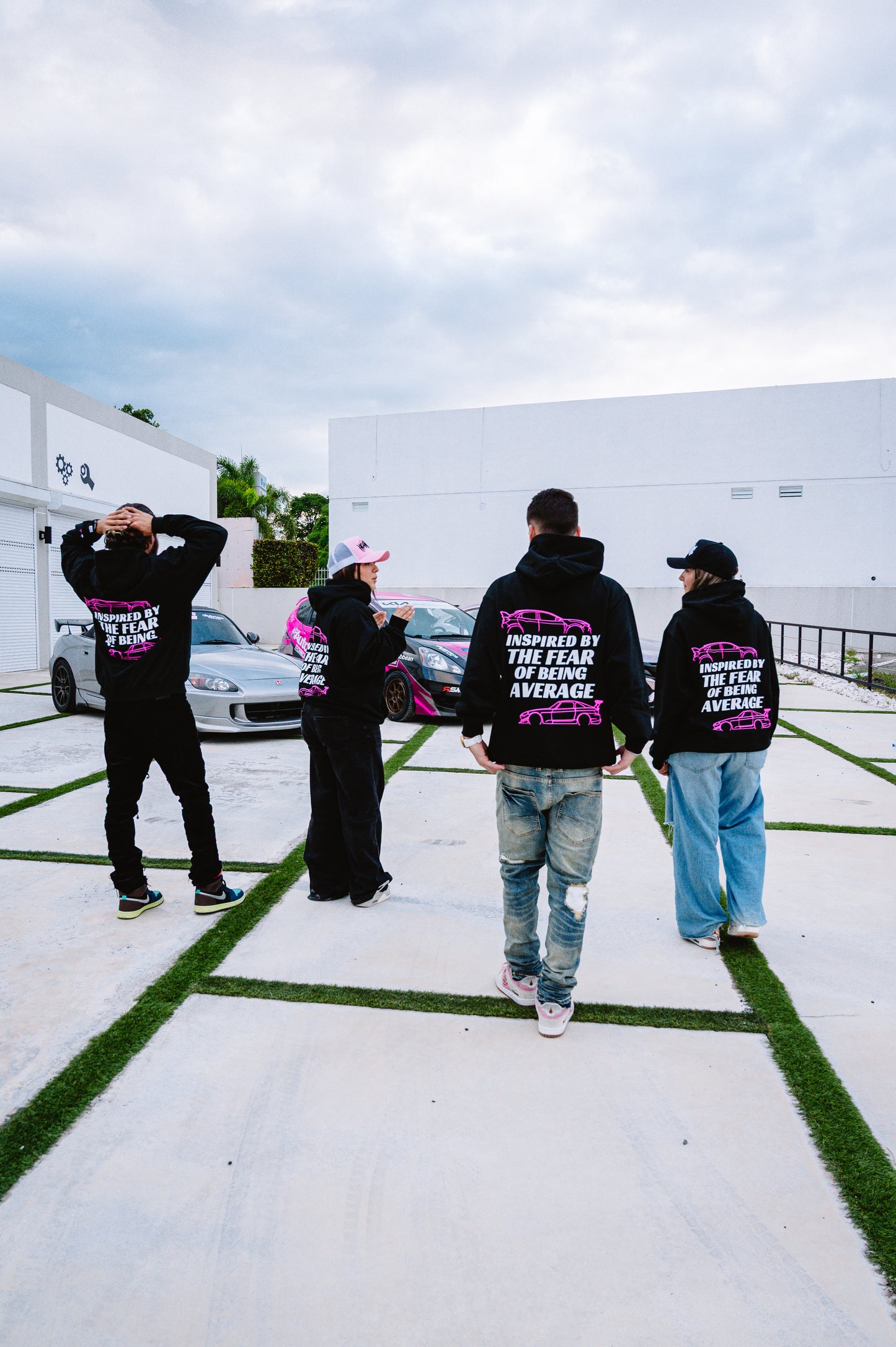‘RACE TO INSPIRE’ BLACK HOODIE