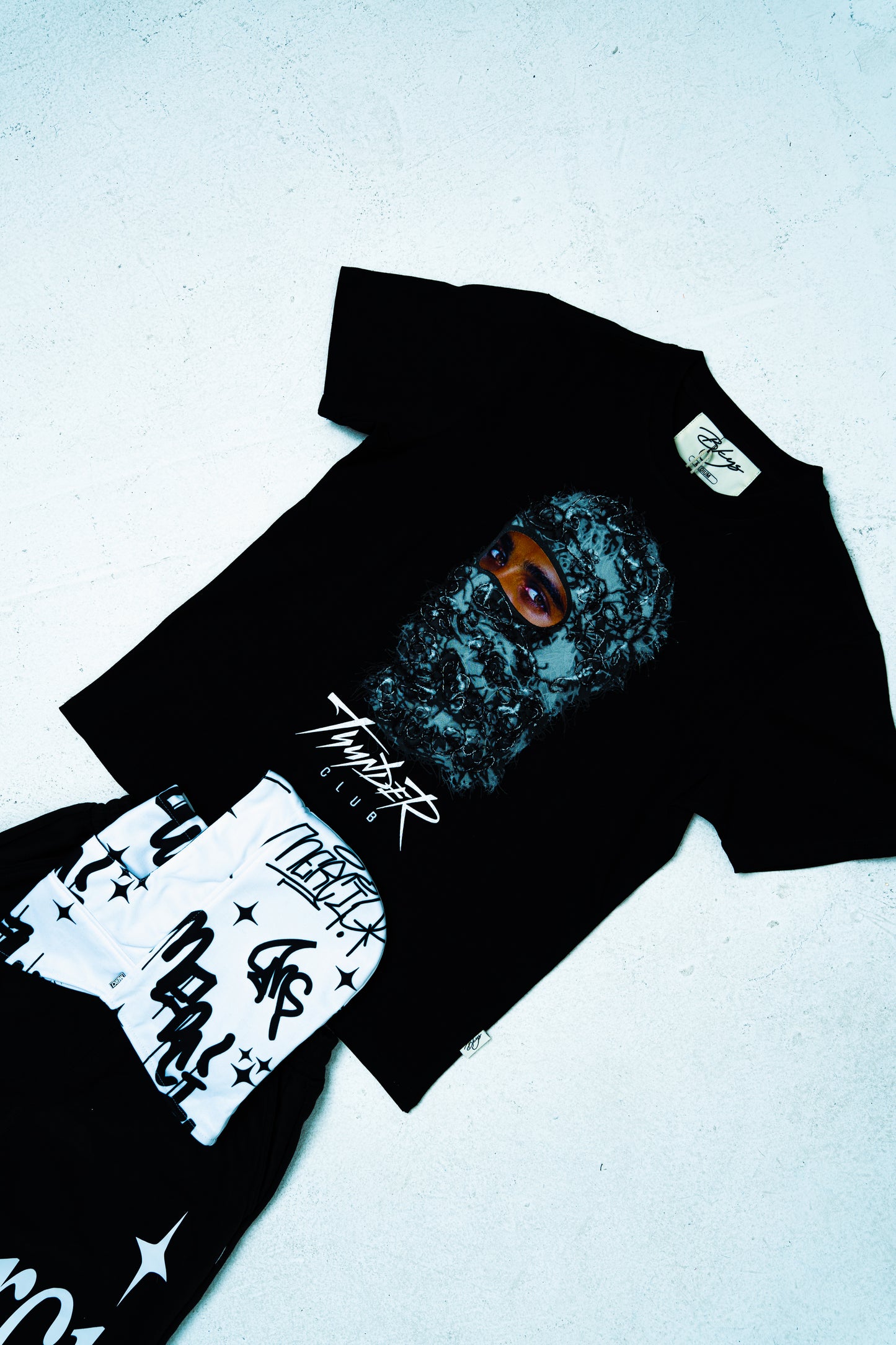 THUNDER CLUB - BLACK OVERSIZED TEE