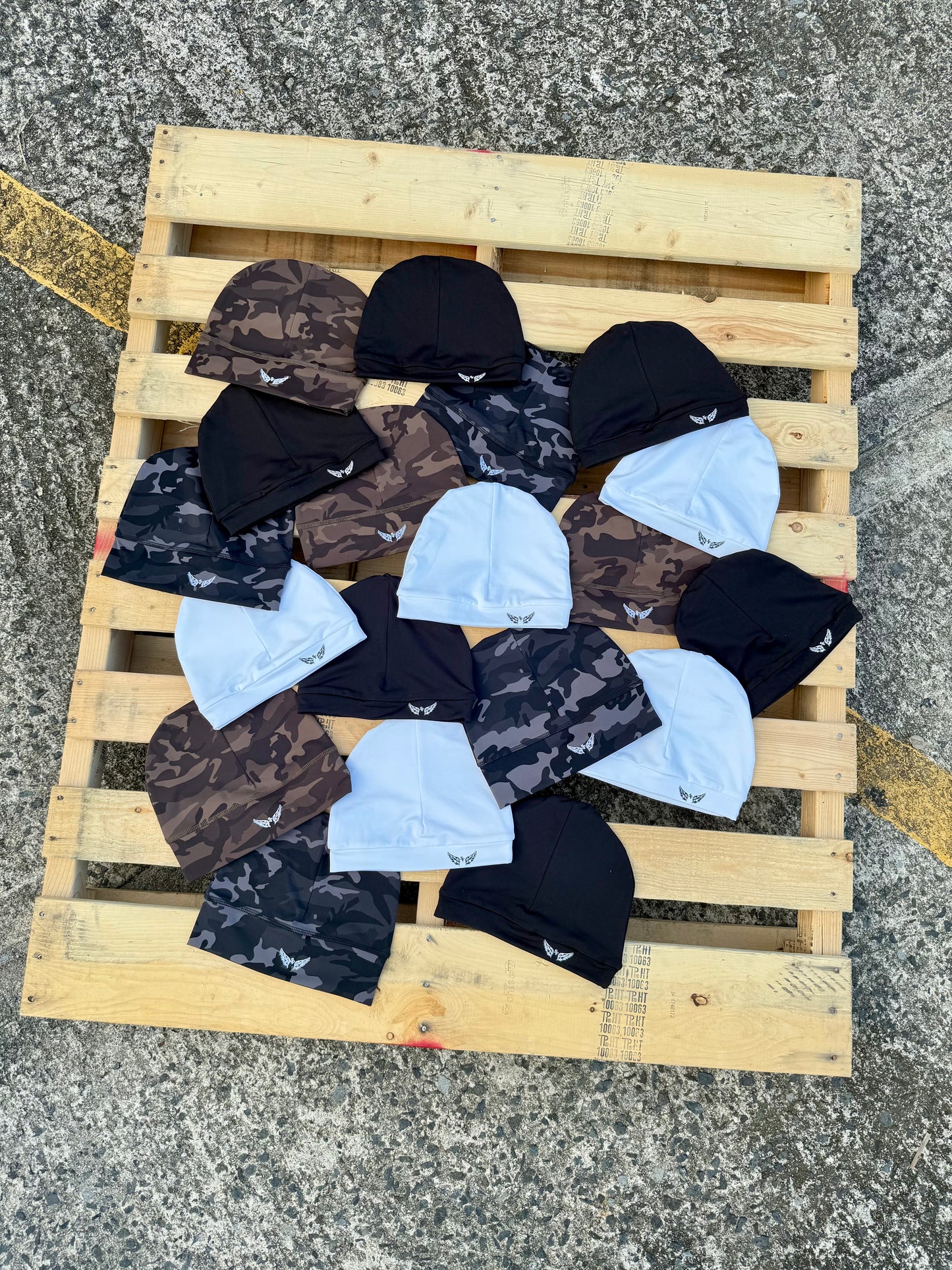 FANTASY SUPPLY CAMO SKULL CAP - BLACK