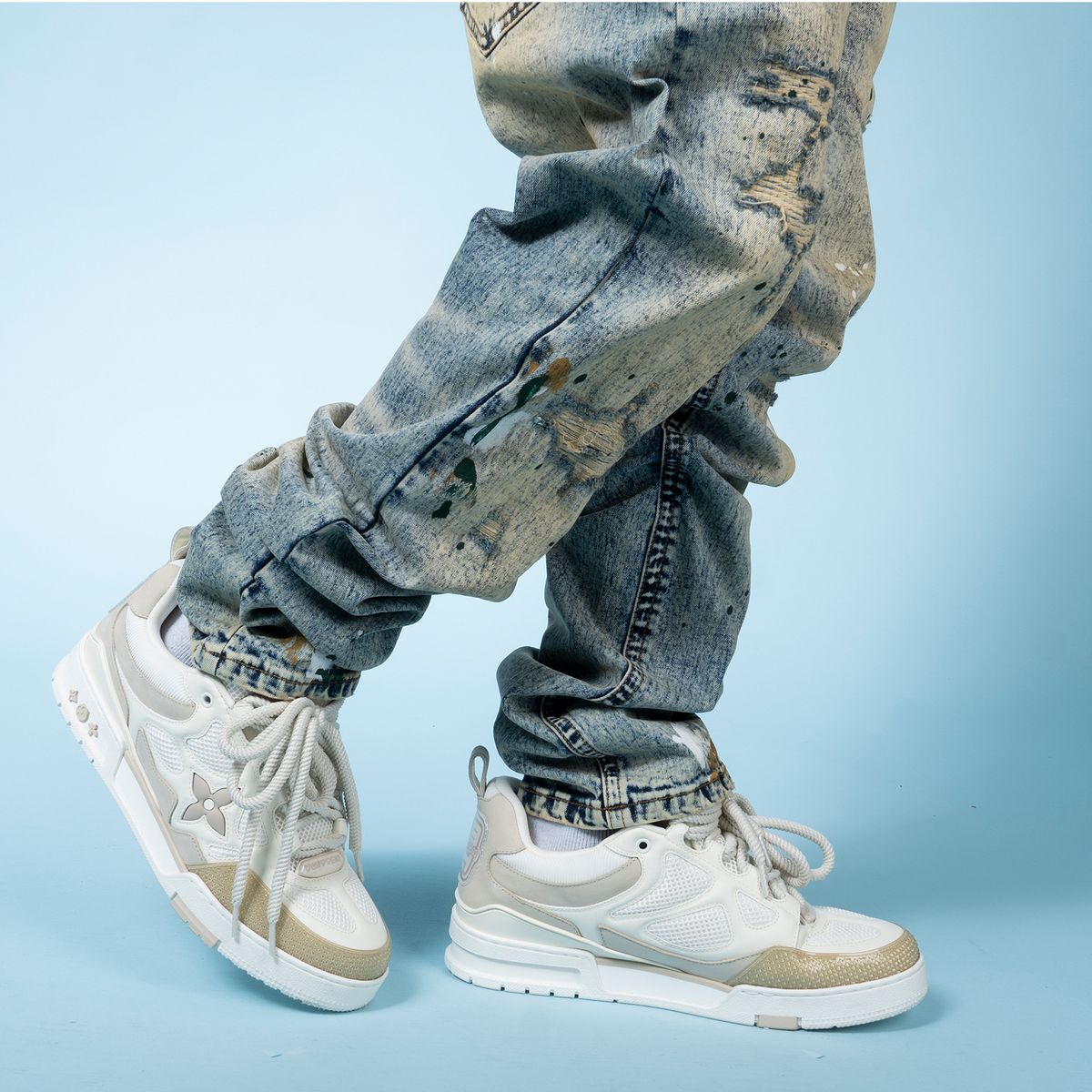 INVNCBL - BEUTY AND PAIN DENIM