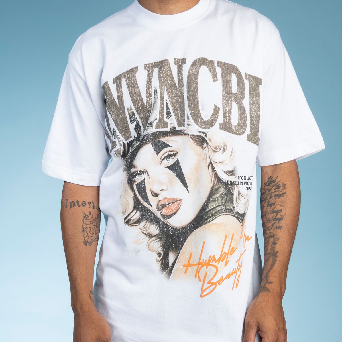 INVNCBL HUMBLE IN BEUTY - WHITE TEE