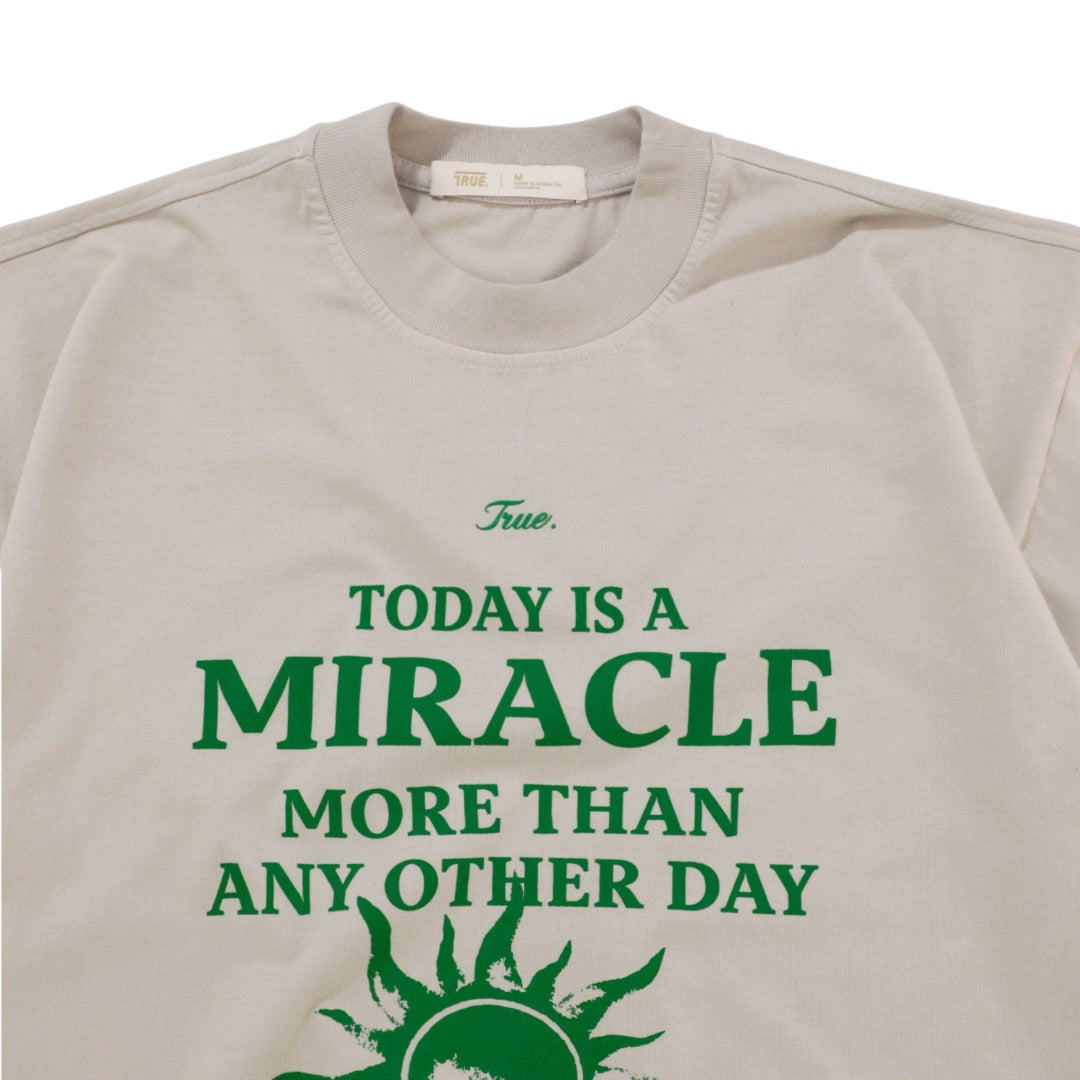 TRUE MIRACLE TEE - SAND
