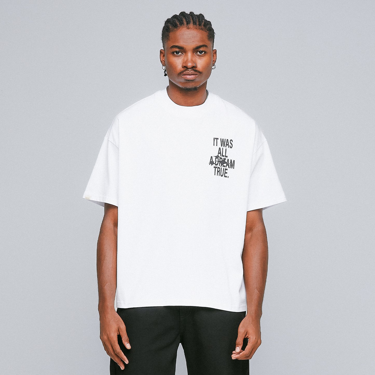 TRUE DREAM BOXY TEE - WHITE