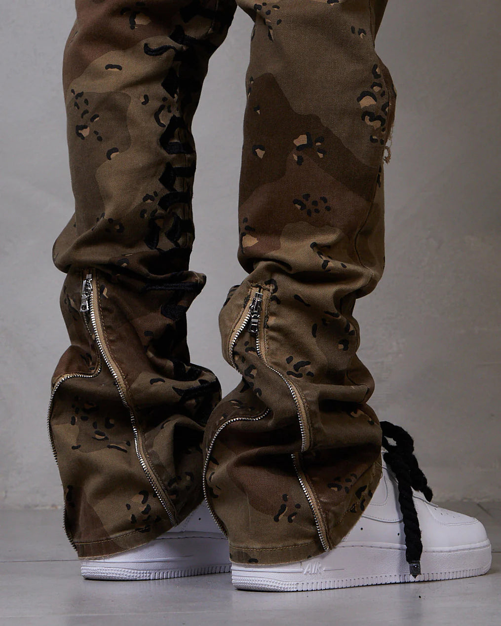 NOAH CAMO - CONVERTIBLE JEANS
