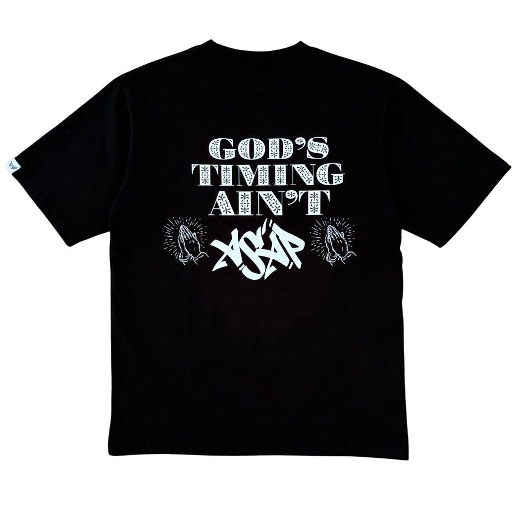 FANTASY SUPPLY GOD’S TIMING TEE - BLACK