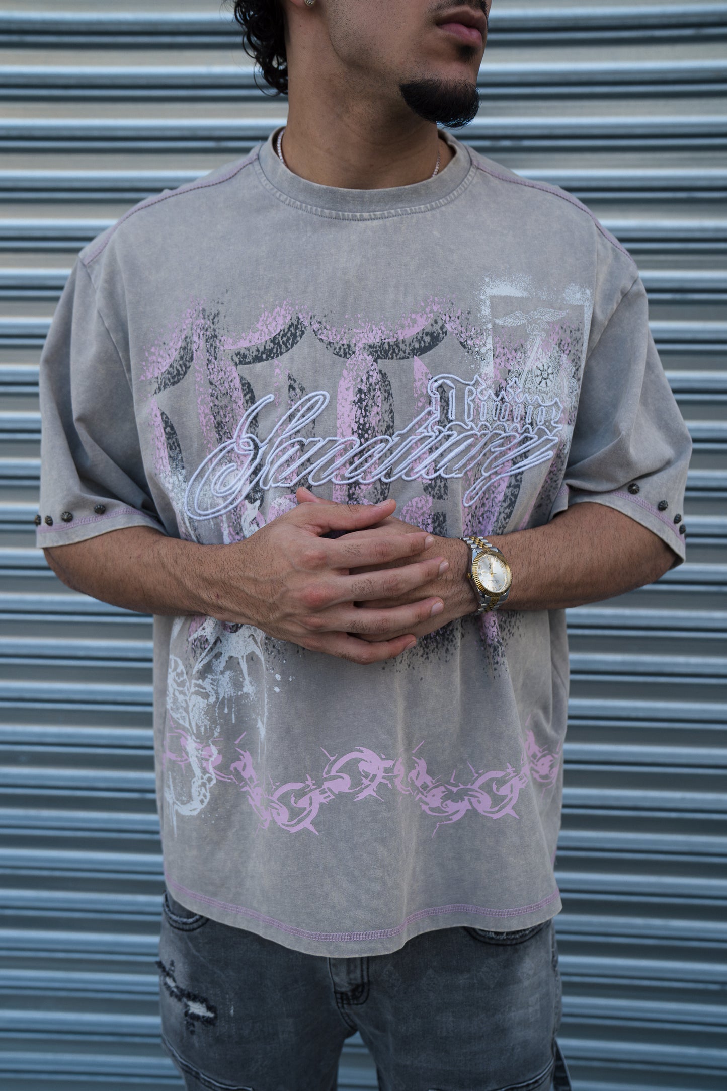 SMOKE RISE SANCTUARY TEE - GREY / PINK