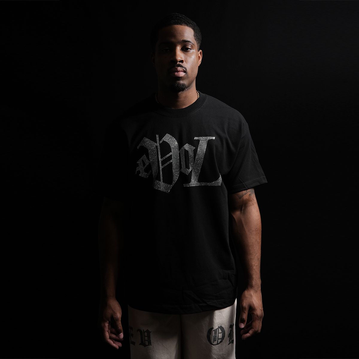 EVOL RHINESTONE TEE - BLACK